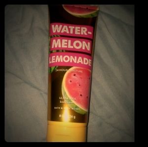 Bath and Body Works body cream